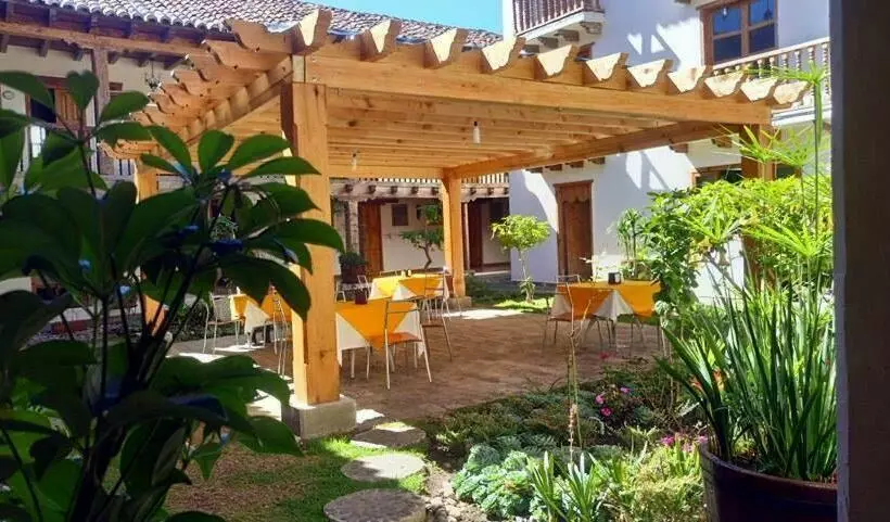 ホテル Santa Clara