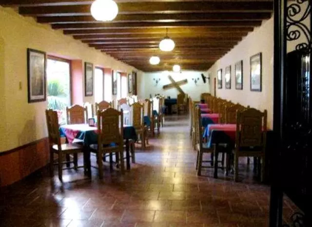 ホテル Santa Clara