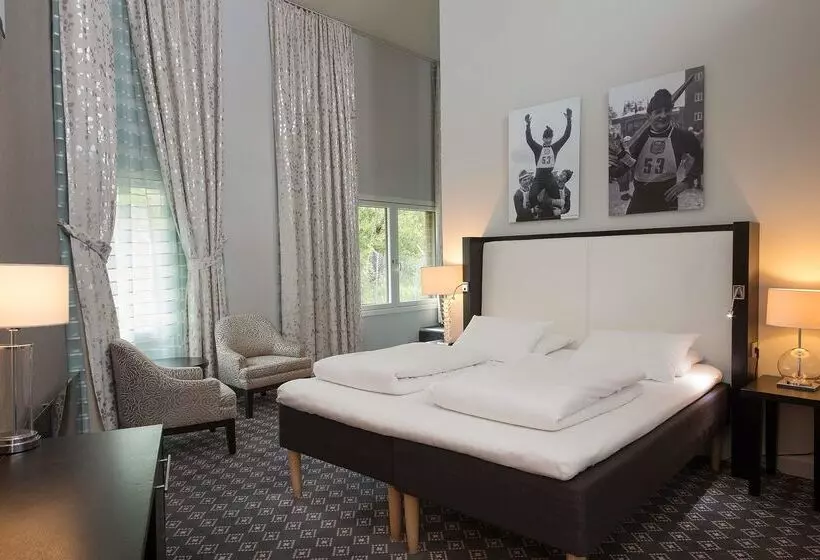 Отель Scandic Holmenkollen Park