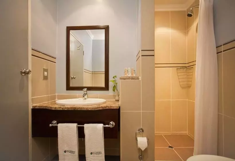 هتل Sunbird Lilongwe