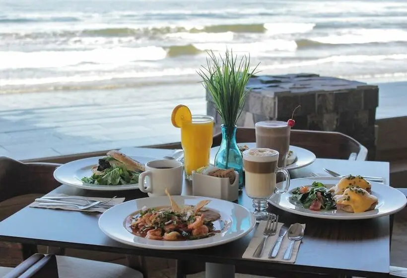 ホテル Sunvivia by Fiesta Americana Mazatlán