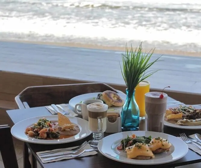 ホテル Sunvivia by Fiesta Americana Mazatlán