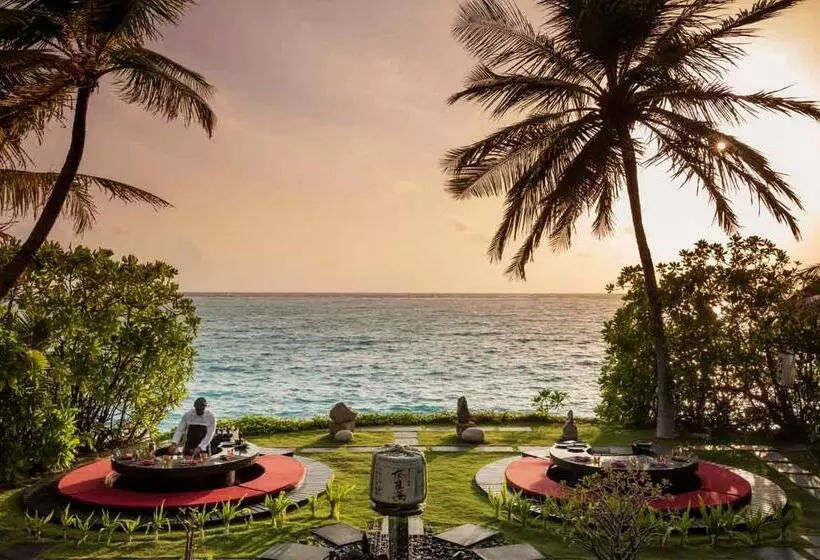 استراحتگاه One&only Reethi Rah