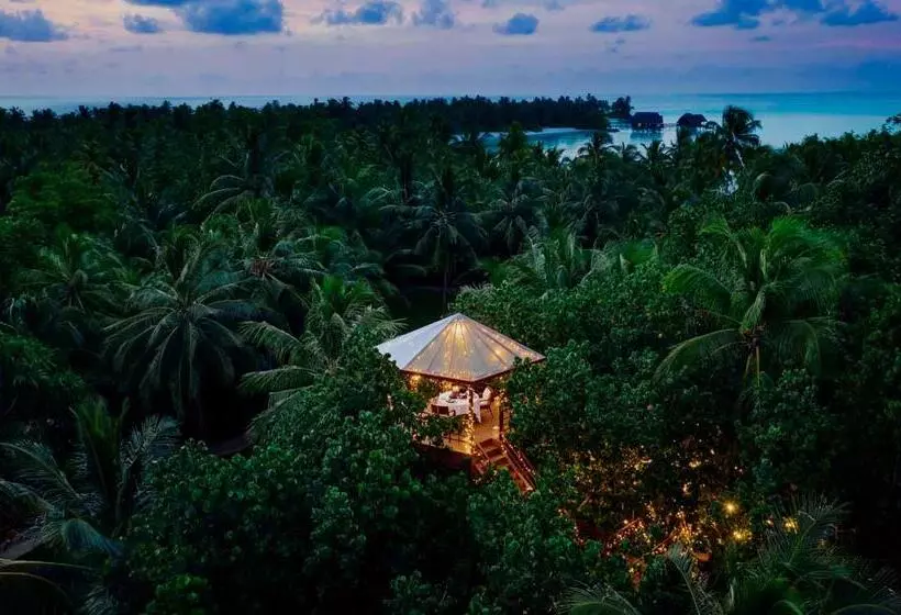 استراحتگاه One&only Reethi Rah