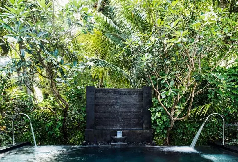 استراحتگاه One&only Reethi Rah