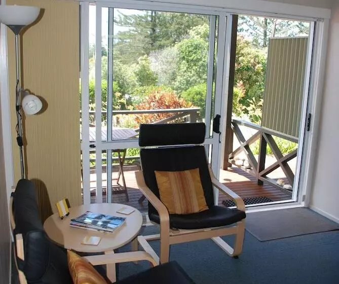 Cascade Garden Apartments