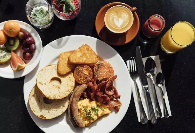 فندق Crowne Plaza Auckland, An Ihg