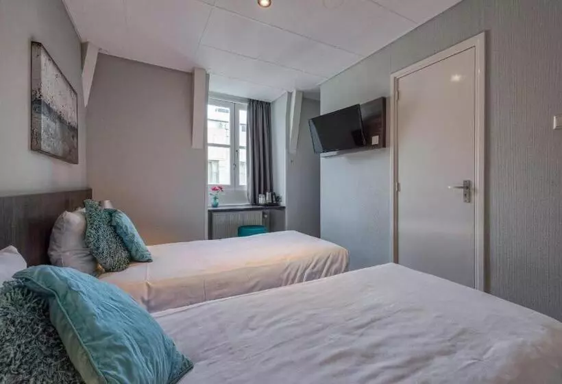 בית מלון כפרי Damsquare