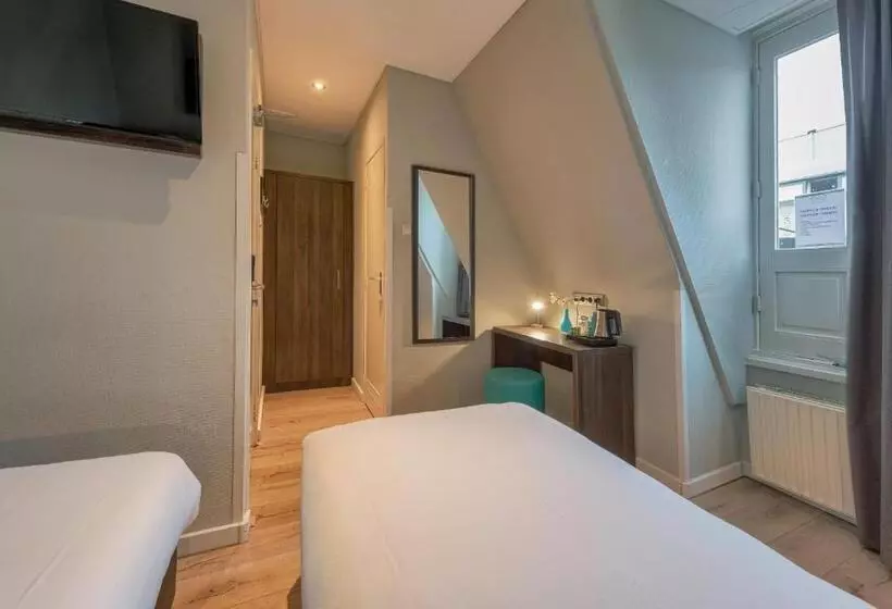 בית מלון כפרי Damsquare