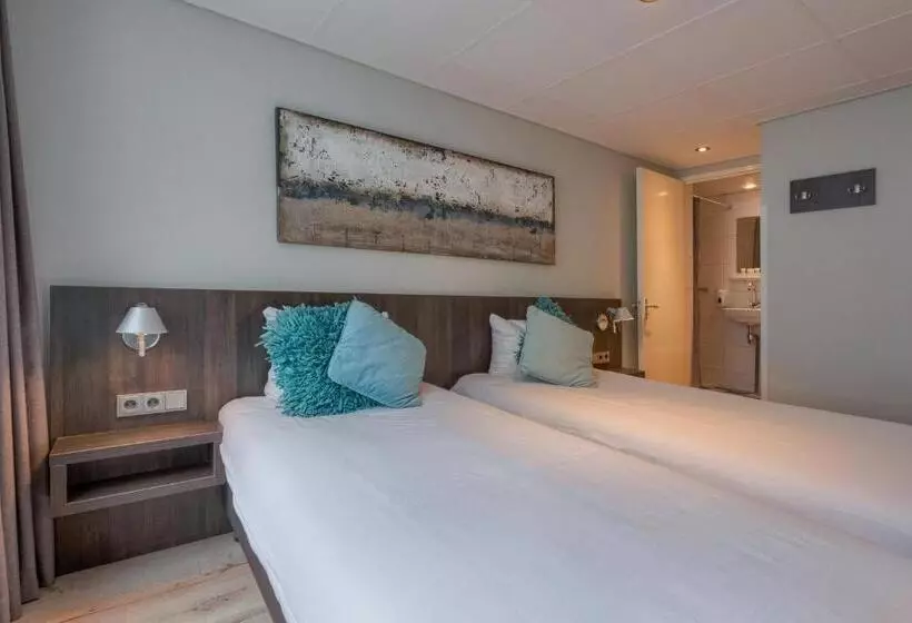 בית מלון כפרי Damsquare