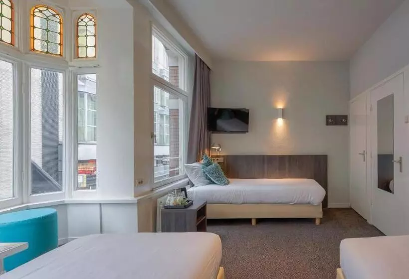 בית מלון כפרי Damsquare