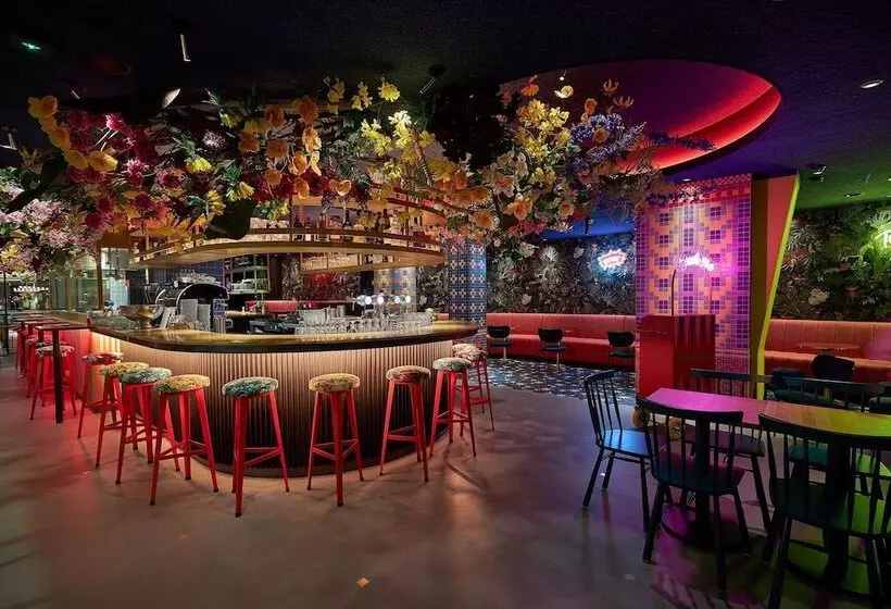 호텔 NH Collection Amsterdam Flower Market