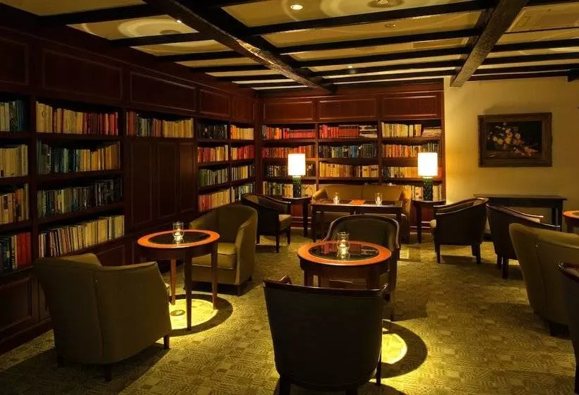 Parkhotel De Wiemsel