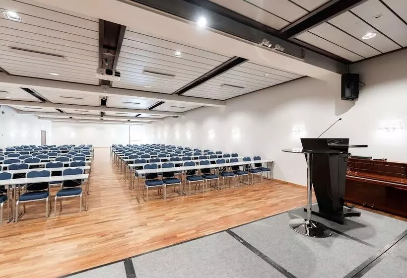 فندق Scandic Alexandra Molde