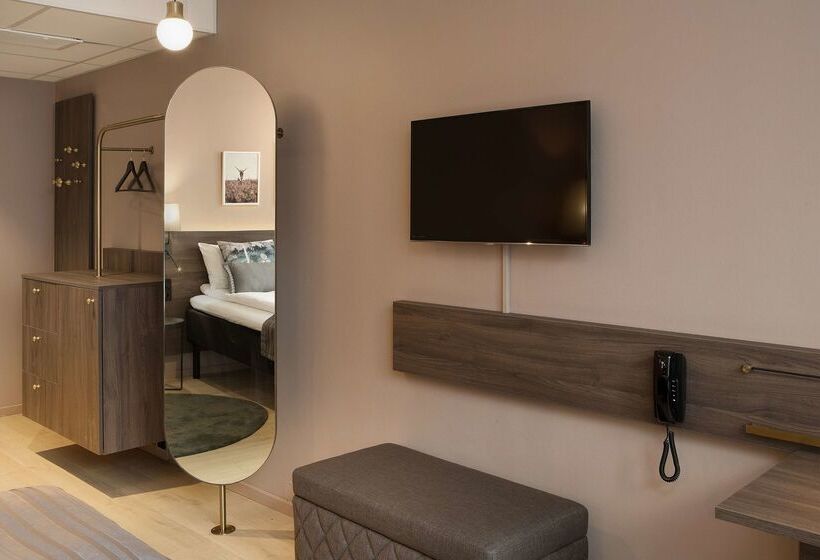 Hotel Scandic Hell