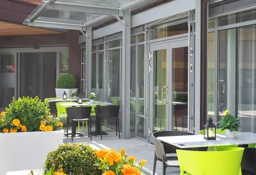 Thon Hotel Bergen Airport