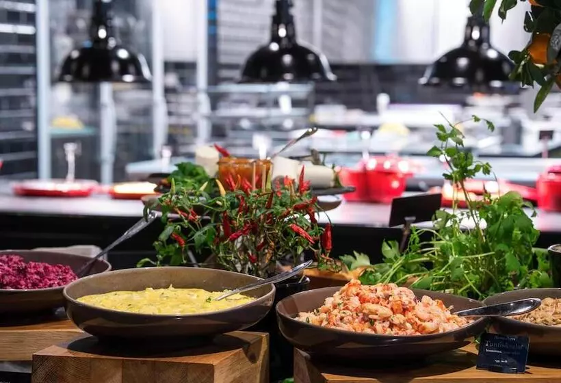 Thon Hotel Bergen Airport