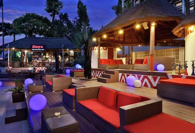 Отель Transcorp Hilton Abuja