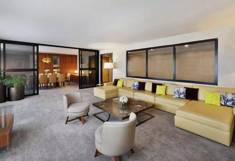 Отель Transcorp Hilton Abuja