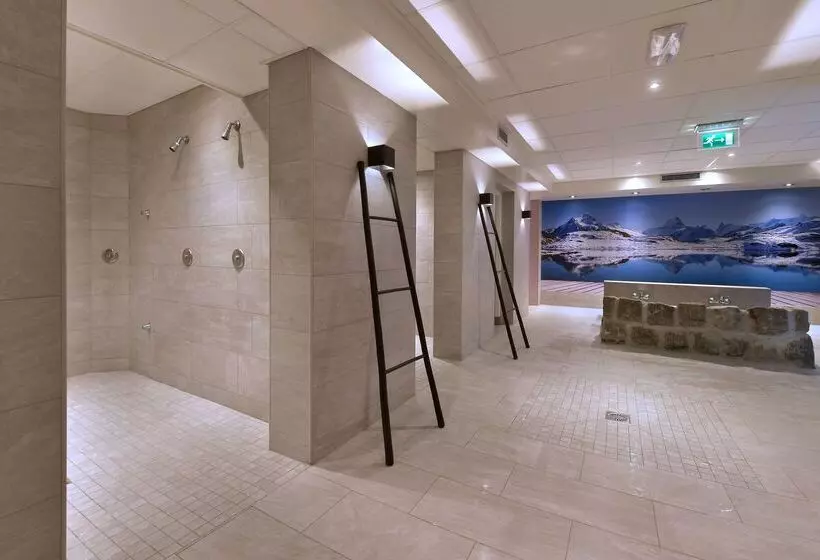 Мотель Van Der Valk Hotel Gilze Tilburg