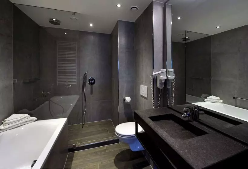 Мотель Van Der Valk Hotel Gilze Tilburg