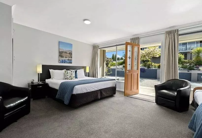 Central Gateway Motel