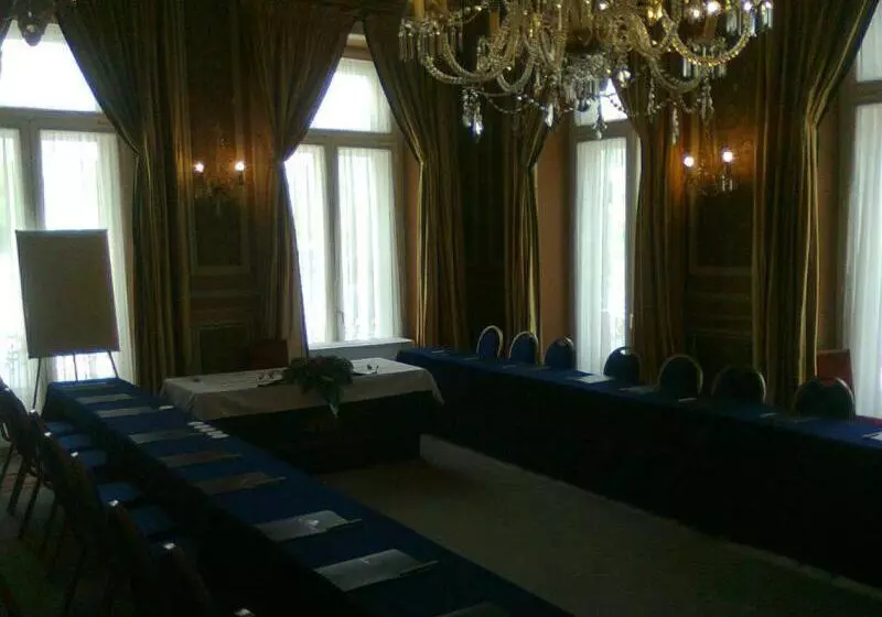 هتل Avenida Palace