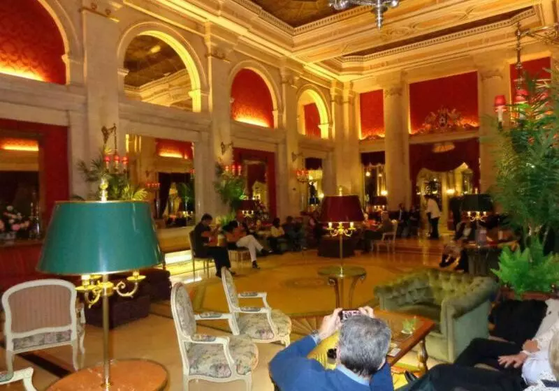 هتل Avenida Palace