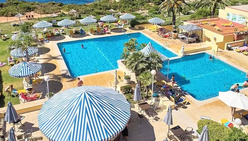 Отель Baia Cristal Beach & Spa Resort