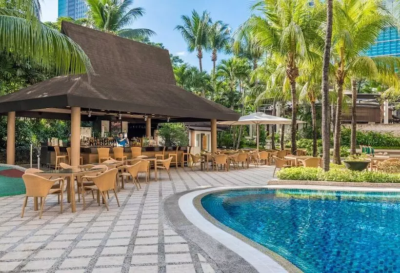 فندق Edsa Shangrila, Manila