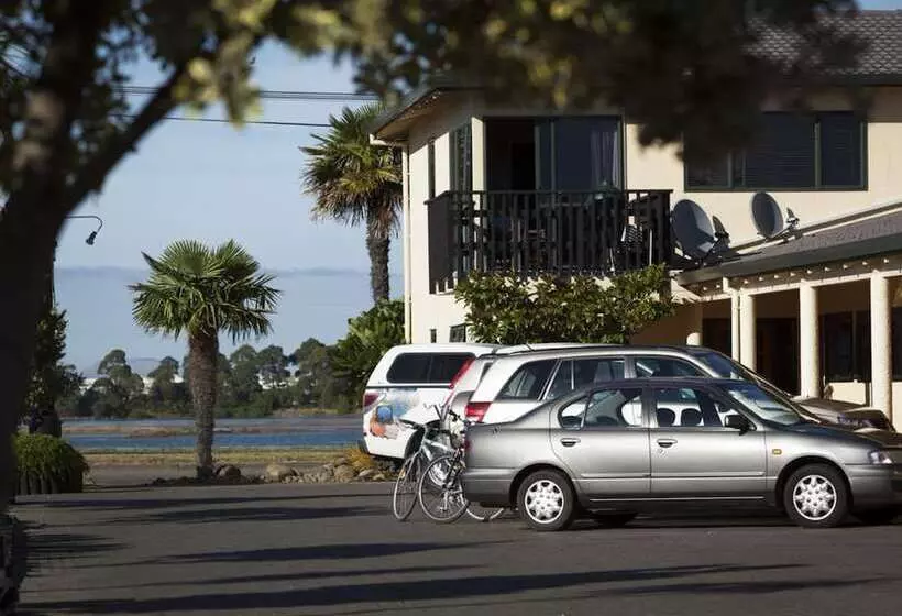 호텔 Fairley Motor Lodge