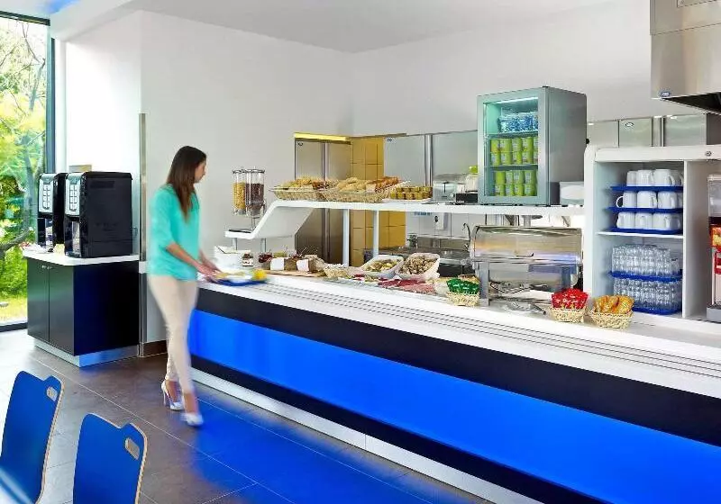 هتل Ibis Budget Warszawa Reduta