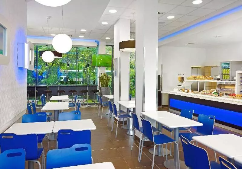 هتل Ibis Budget Warszawa Reduta