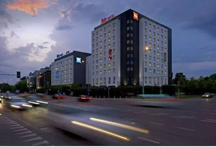 هتل Ibis Budget Warszawa Reduta