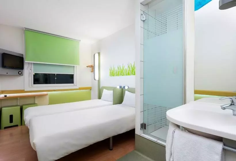 هتل Ibis Budget Warszawa Reduta