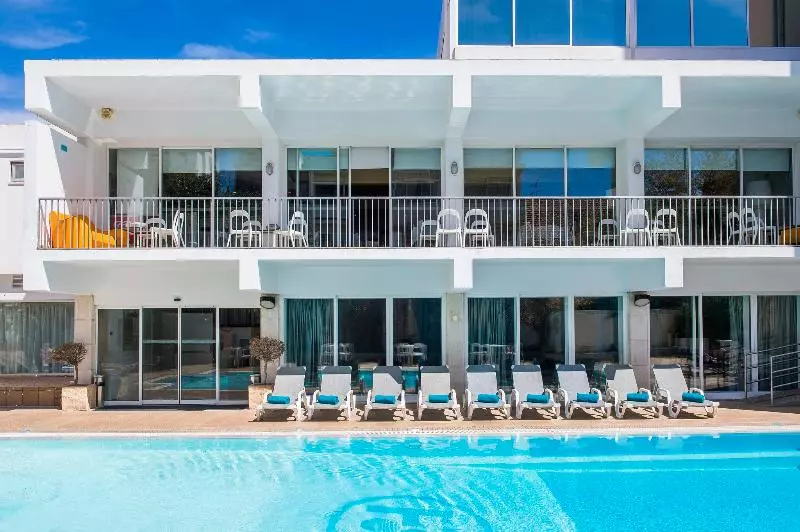 هتل Londres Estoril / Cascais