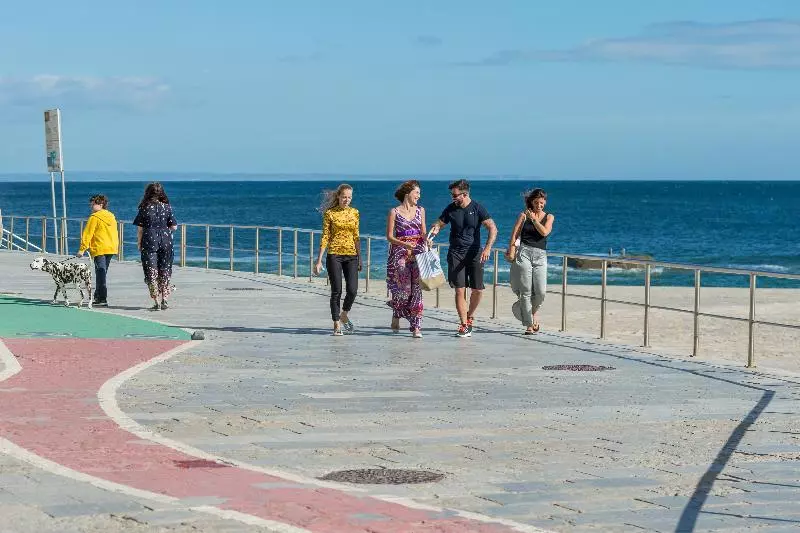 هتل Londres Estoril / Cascais