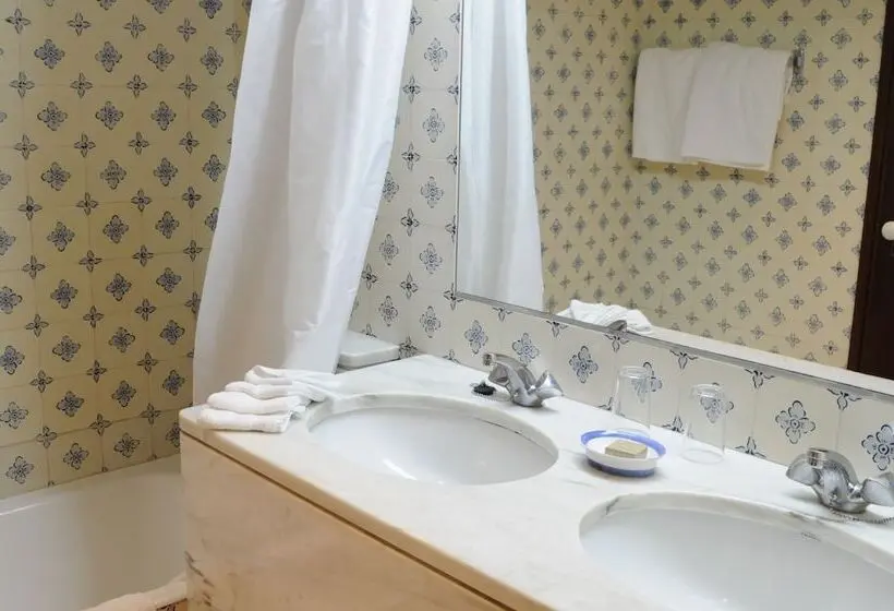 Hotelli Quinta Da Penha De Franca