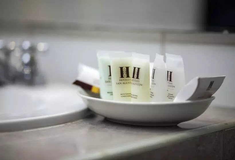 فندق San Agustin Posada Del Monasterio