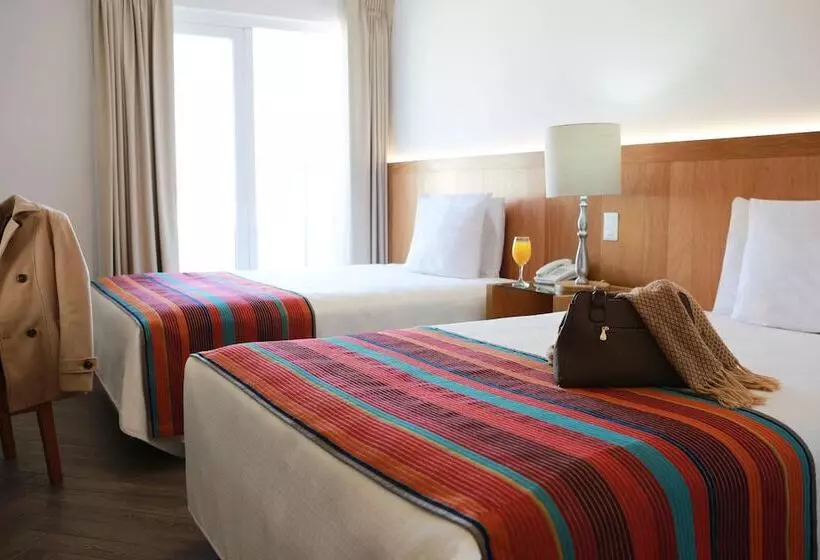 فندق San Agustin Posada Del Monasterio