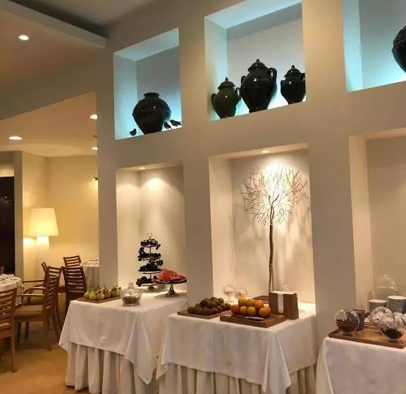 Отель Santa Maria