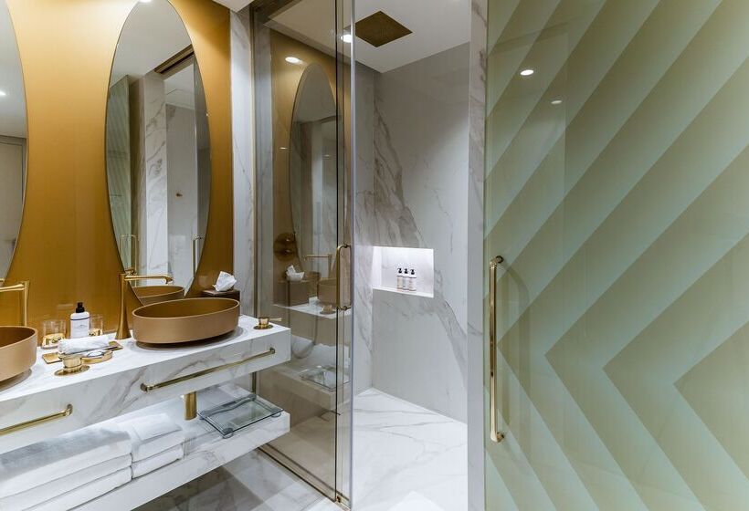 Savoy Palace, The Leading Hotels of The World Savoy Signature