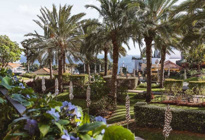 Savoy Palace, The Leading Hotels of The World Savoy Signature