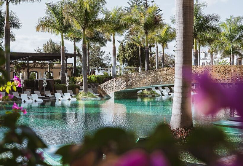 Savoy Palace, The Leading Hotels of The World Savoy Signature