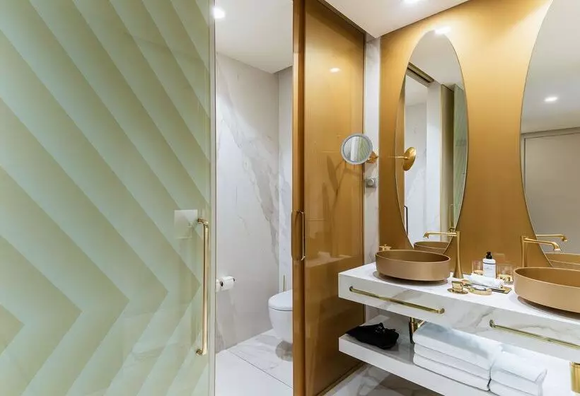 Savoy Palace, The Leading Hotels of The World Savoy Signature