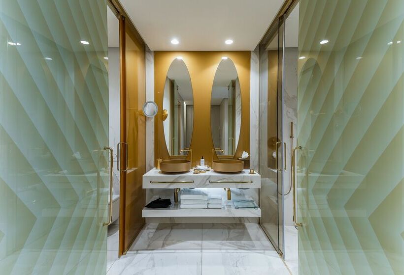 Savoy Palace, The Leading Hotels of The World Savoy Signature