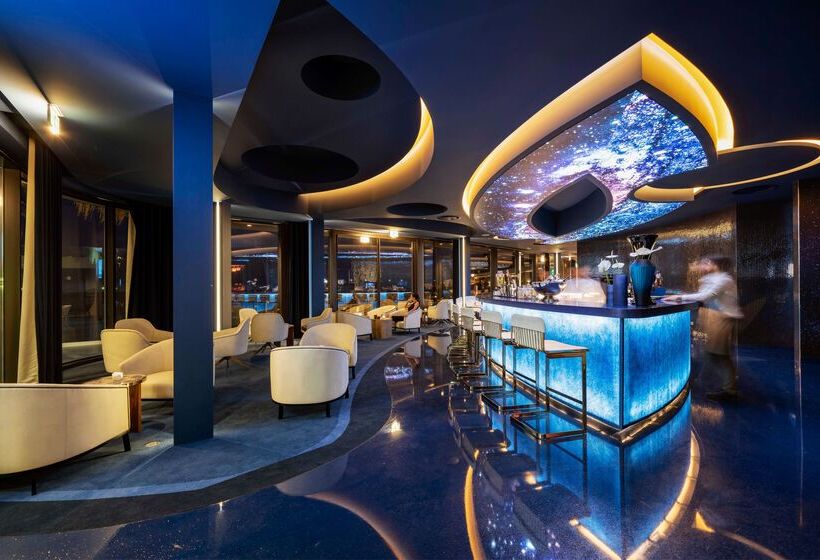 Savoy Palace, The Leading Hotels of The World Savoy Signature