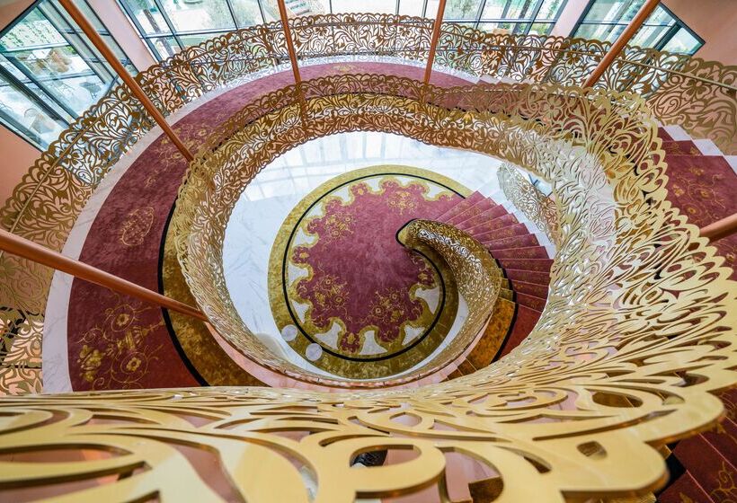 Savoy Palace, The Leading Hotels of The World Savoy Signature