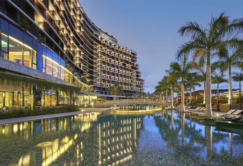 Savoy Palace, The Leading Hotels of The World Savoy Signature