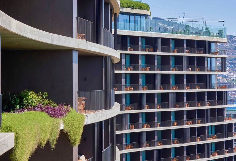 Savoy Palace, The Leading Hotels of The World Savoy Signature